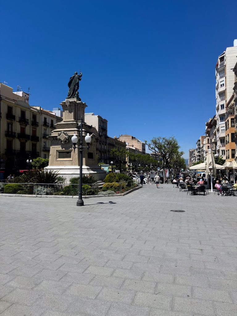 Foto do centro da cidade de Tarragona